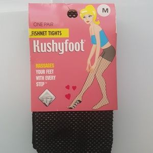 22:01 - Kushyfoot Fishnet Tights